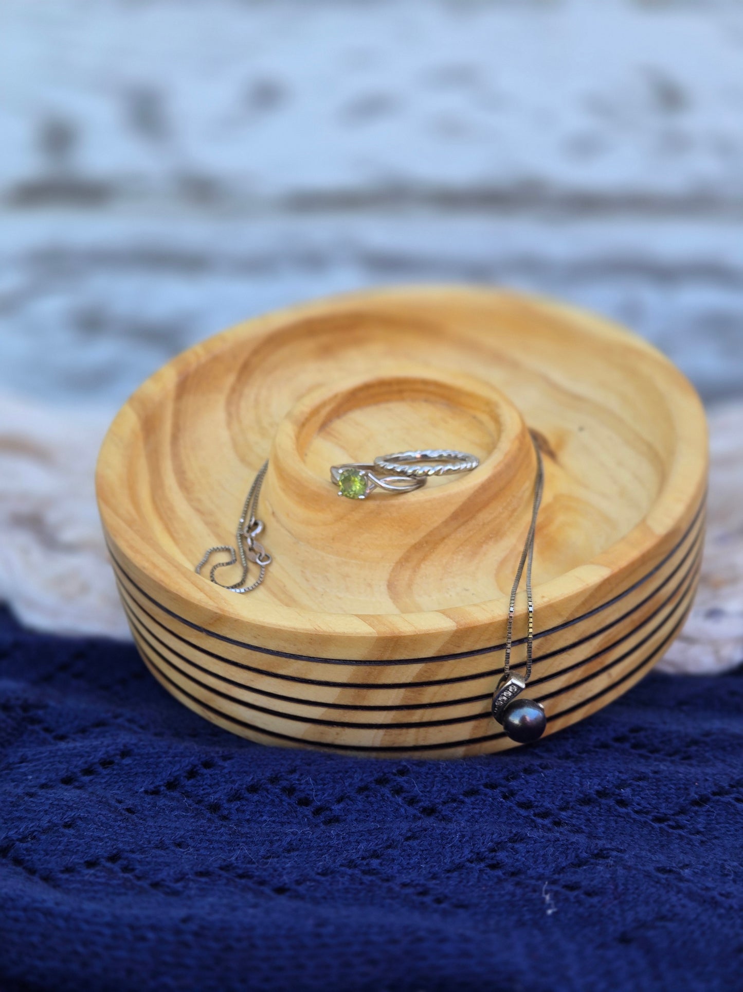 Spiral Grove Jewelry Dish – Hand-Turned Pine