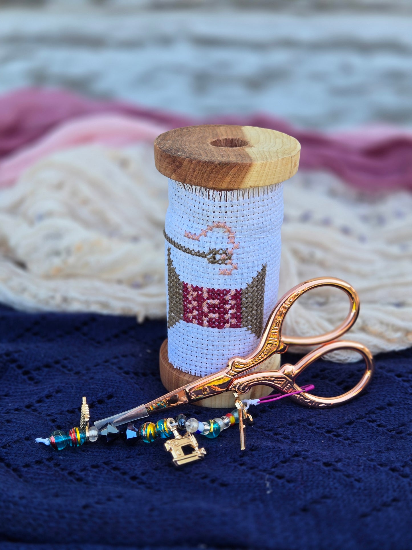 Medium Wooden Scissor Stand – “Spool of Thread” Cross-Stitch Design