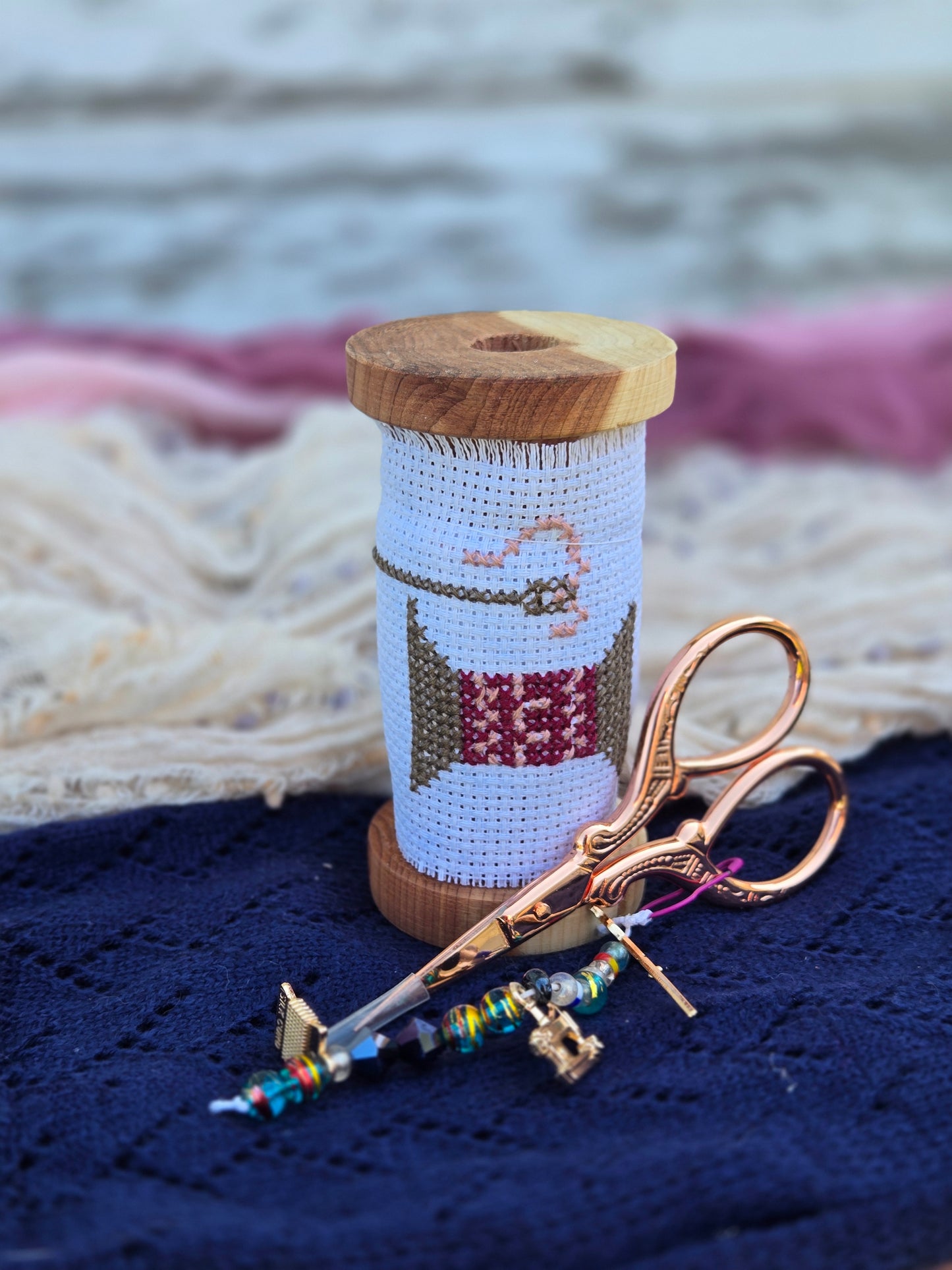 Medium Wooden Scissor Stand – “Spool of Thread” Cross-Stitch Design