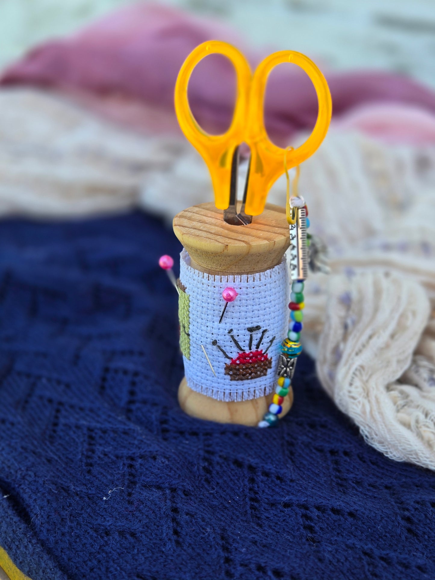 Mini Wooden Scissor Stand – “Pincushion + Pins” Cross-Stitch Design