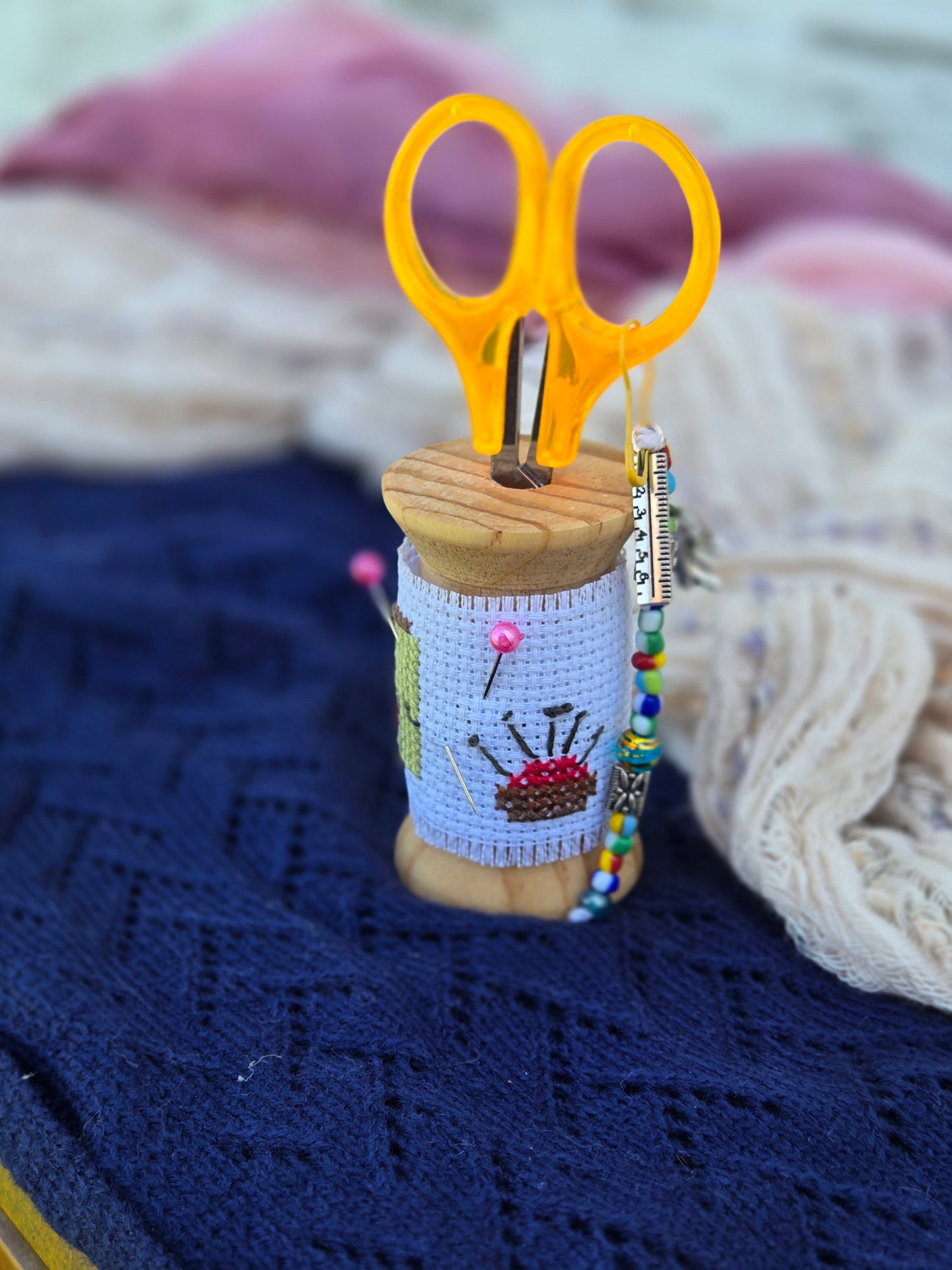 Mini Wooden Scissor Stand – “Pincushion + Pins” Cross-Stitch Design