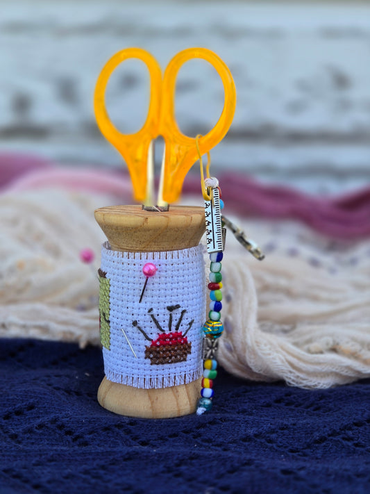 Mini Wooden Scissor Stand – “Pincushion + Pins” Cross-Stitch Design