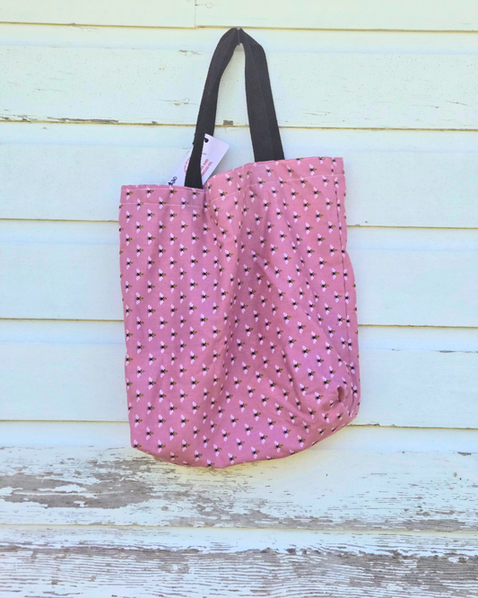 Pink Bee Tote Bag – Handmade 🐝🌸