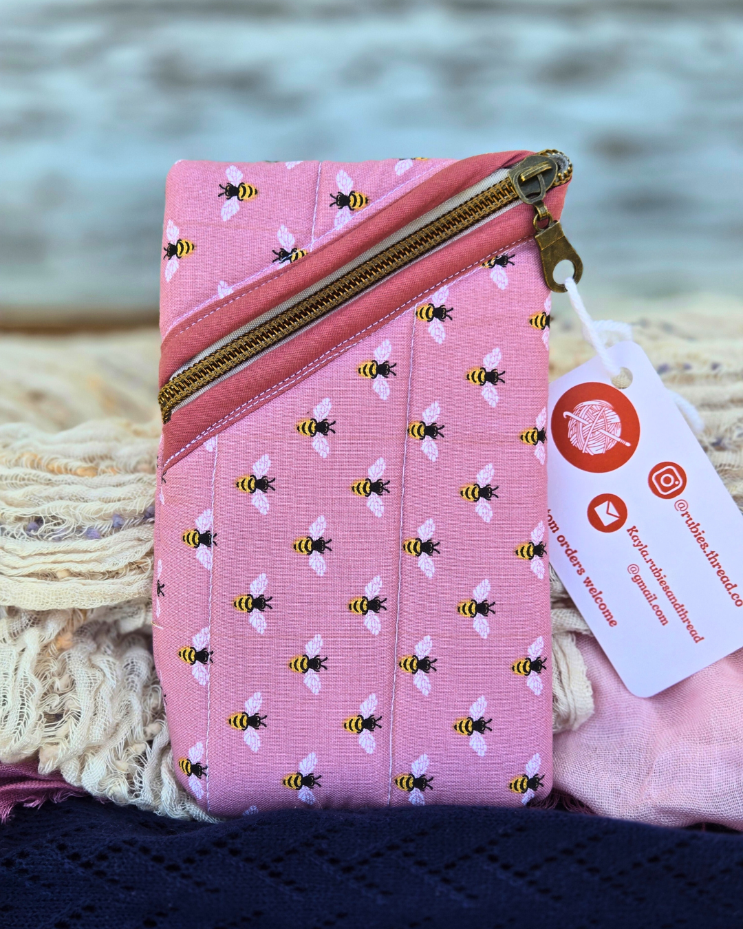 Pink Bee Padded Phone Case – Handmade & Protective 🐝📱💖
